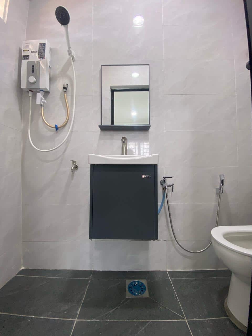 Double storey corner low cost Jalan Keembong 9
