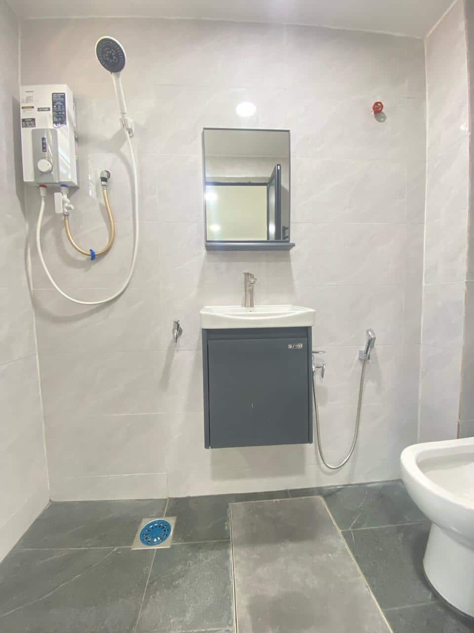 Double storey corner low cost Jalan Keembong 10
