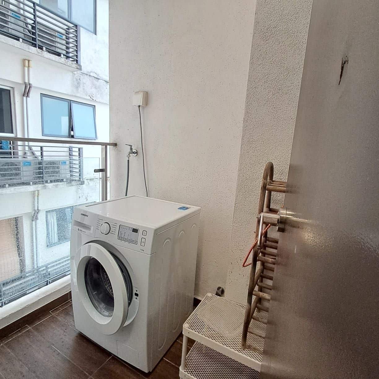Condo Danga Bay 8