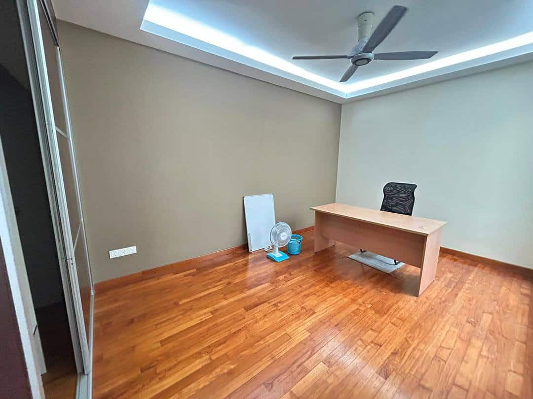 3-Storey Semi-Detached House Austin Heights 3