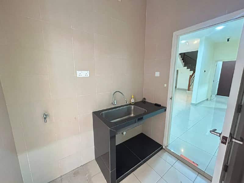 3-Storey Semi-Detached House Austin Heights 7