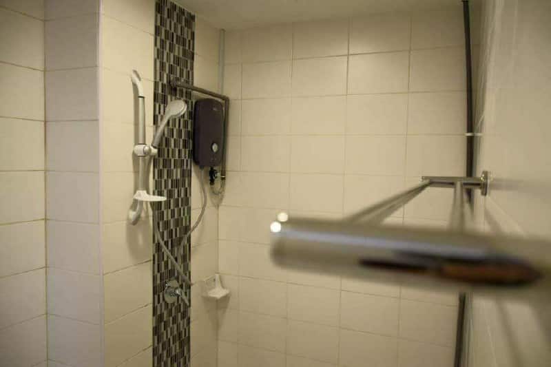 Studio Greenfield Regency 8