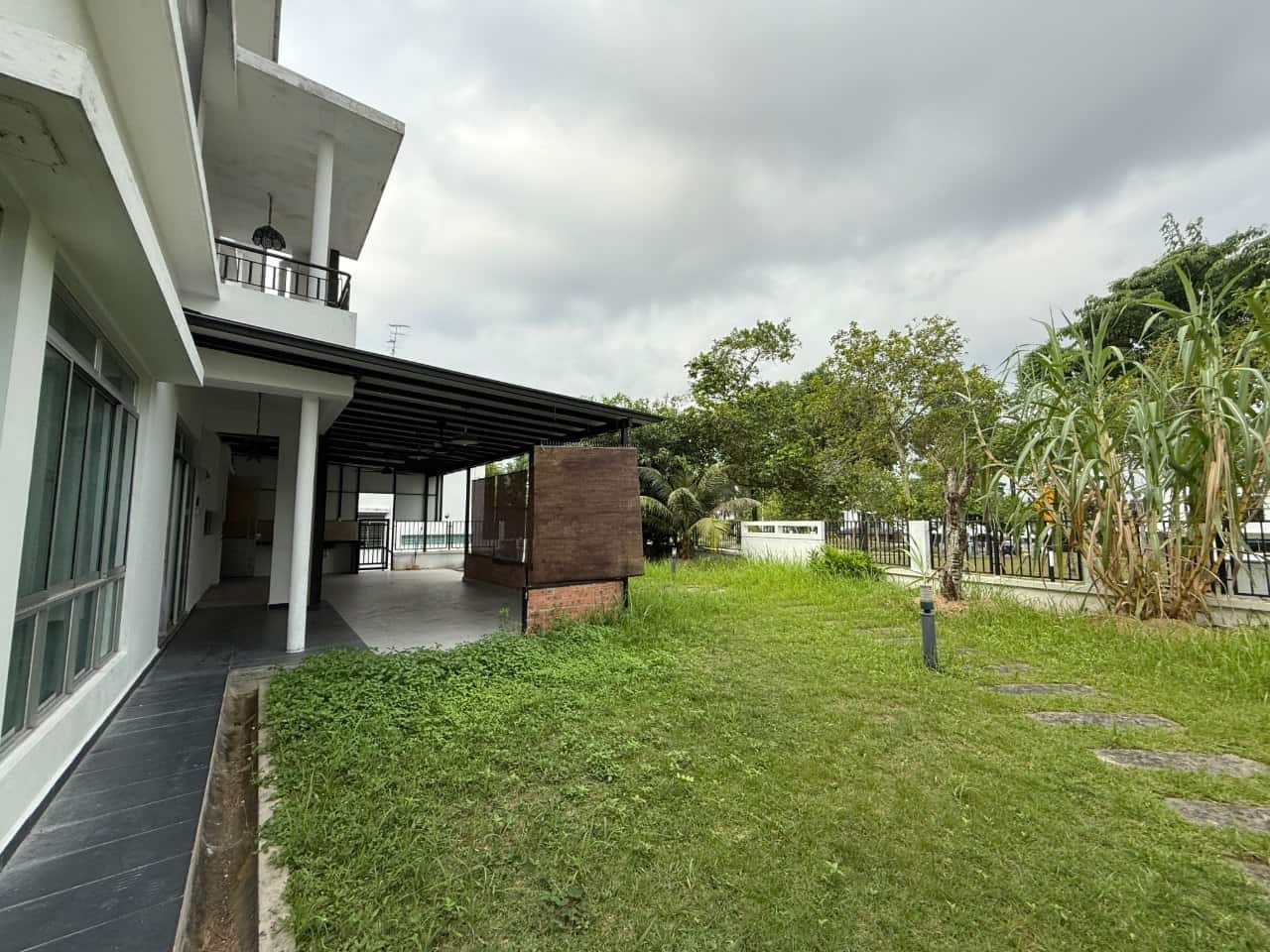 Double Storey Terrace House Horizon Hills 3