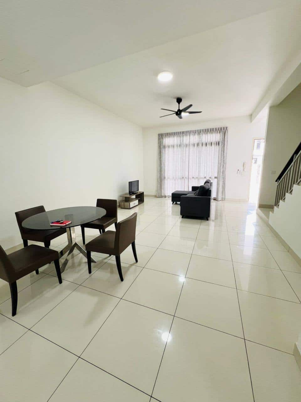 2 Storey Terrace House Eco Summer 2