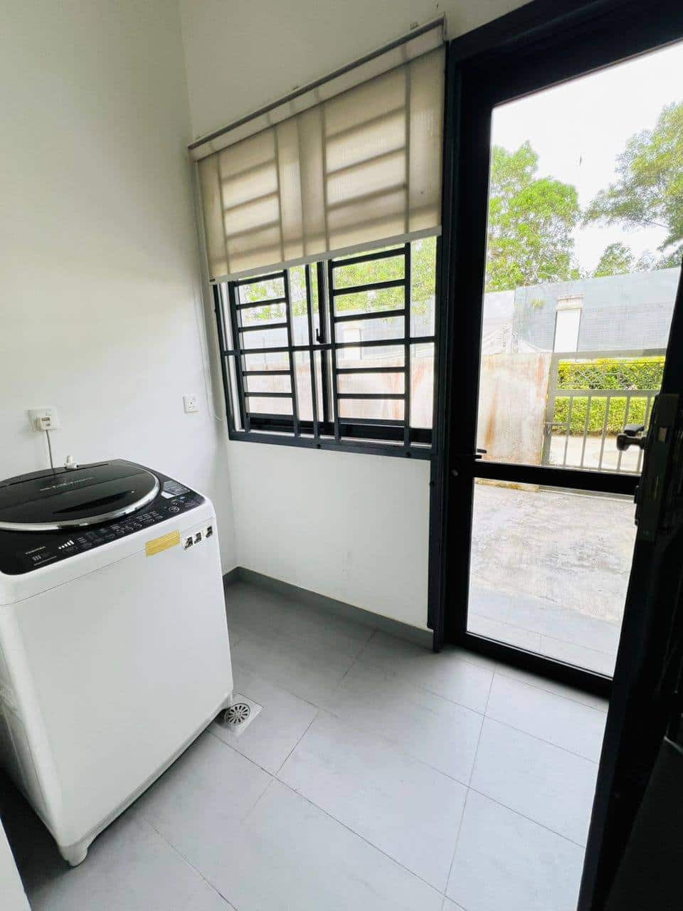 2 Storey Terrace House Eco Summer 8