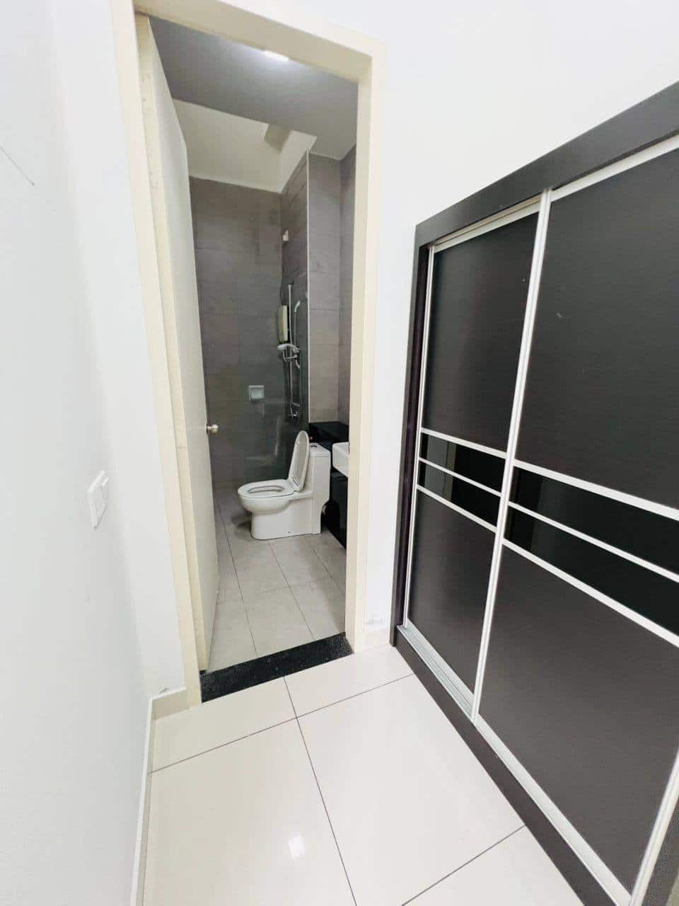 2 Storey Terrace House Eco Summer 7
