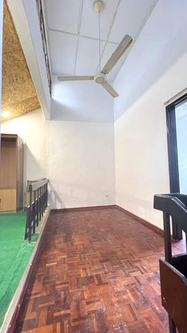 1 1/2 Storey Terrace House Intermediate Unit Taman Perling 6