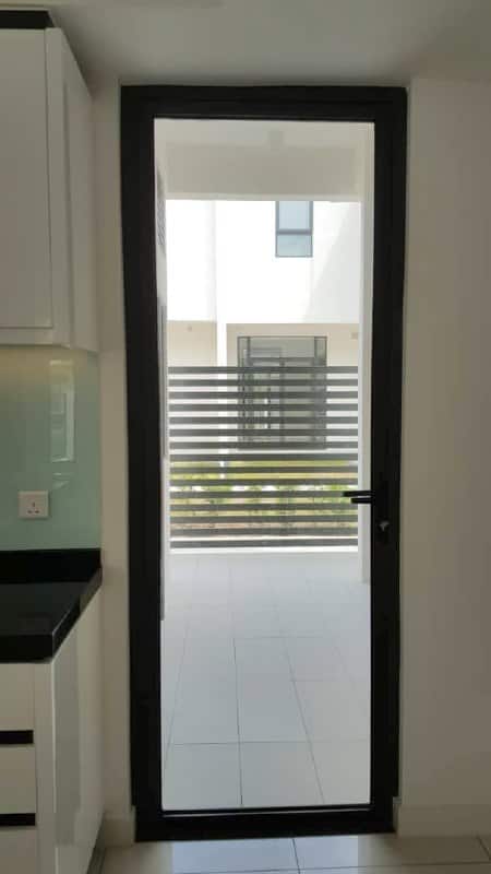 Double storey garden terrace Avira Medini Iskandar 9