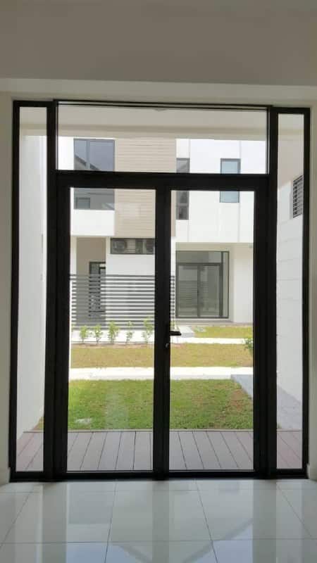 Double storey garden terrace Avira Medini Iskandar 3