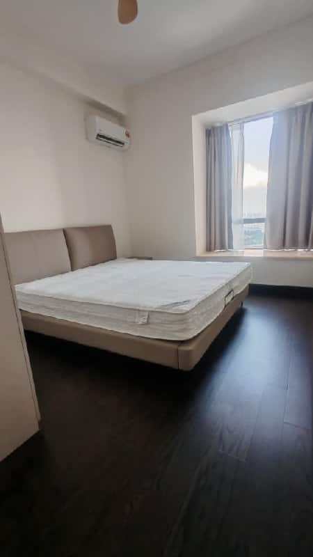Condo R&F Princess Cove 4