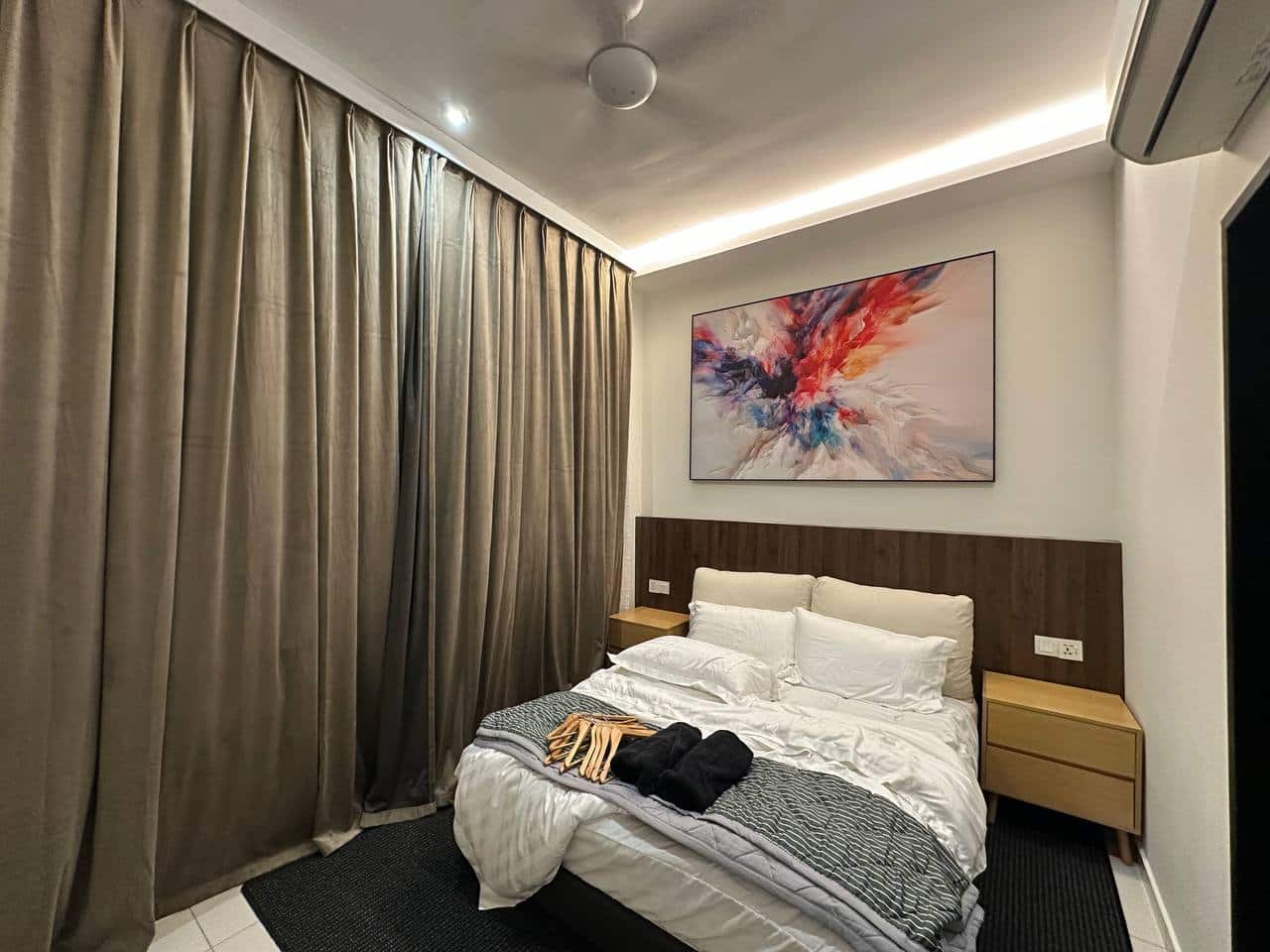 Condo Space Residency 3