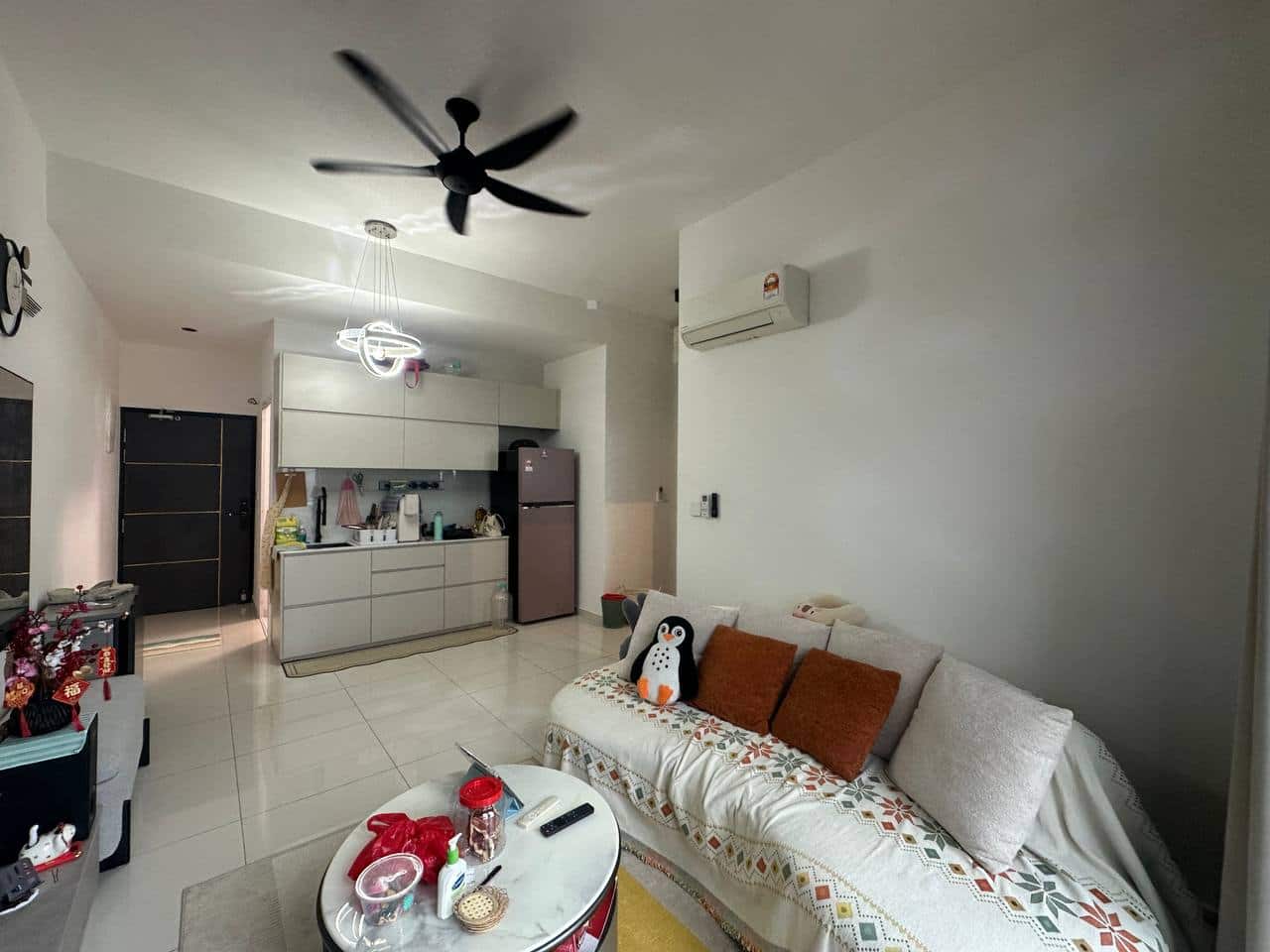 Apartment Space Residency 3