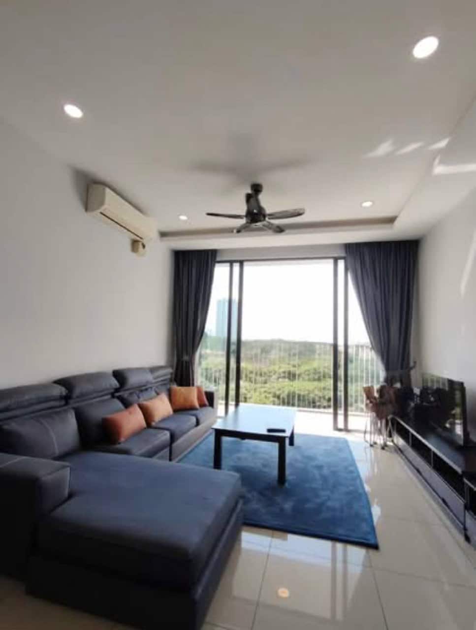 Apartment Senibong Cove