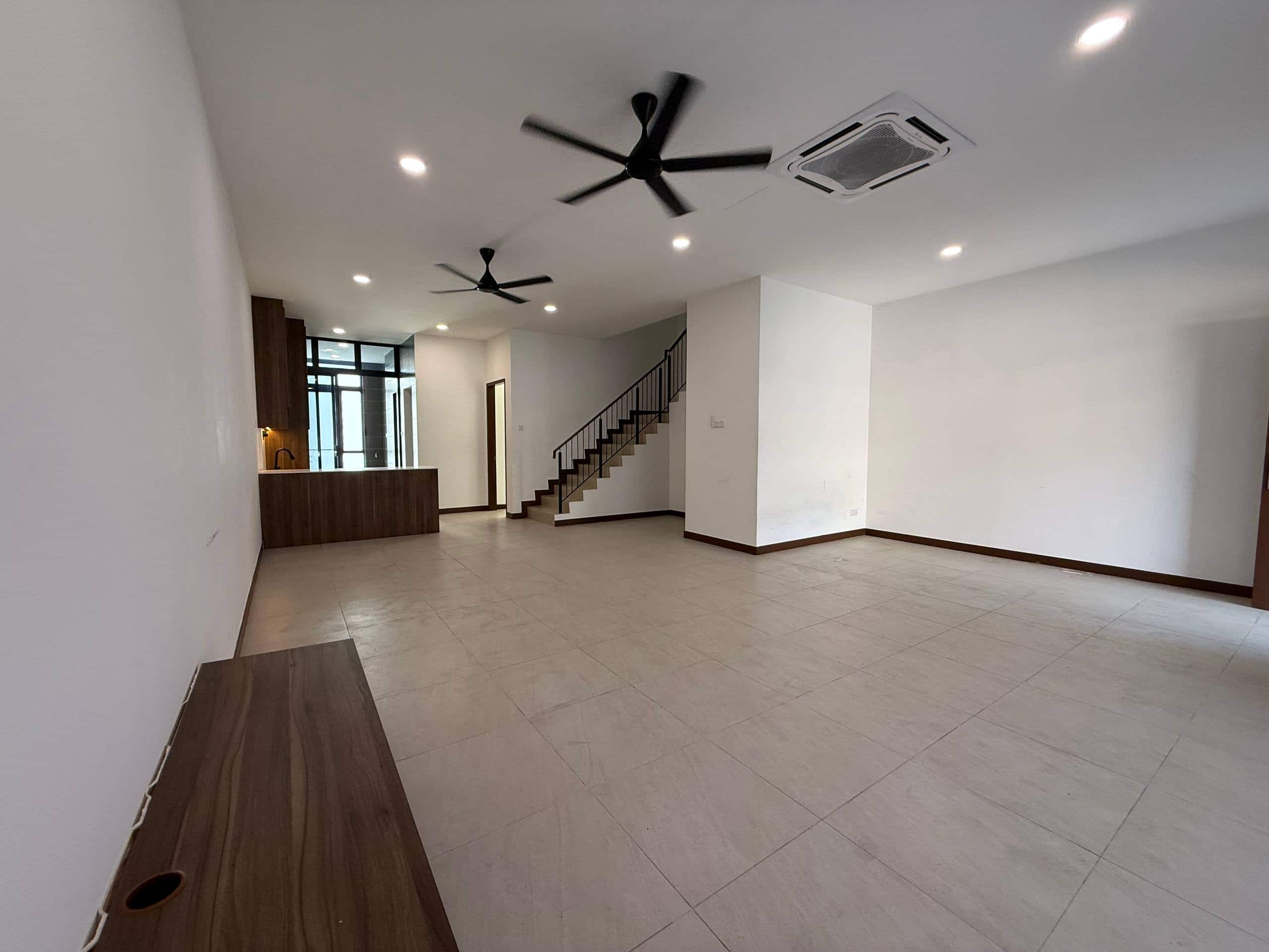 Double Storey Terrace Aurora Sentral