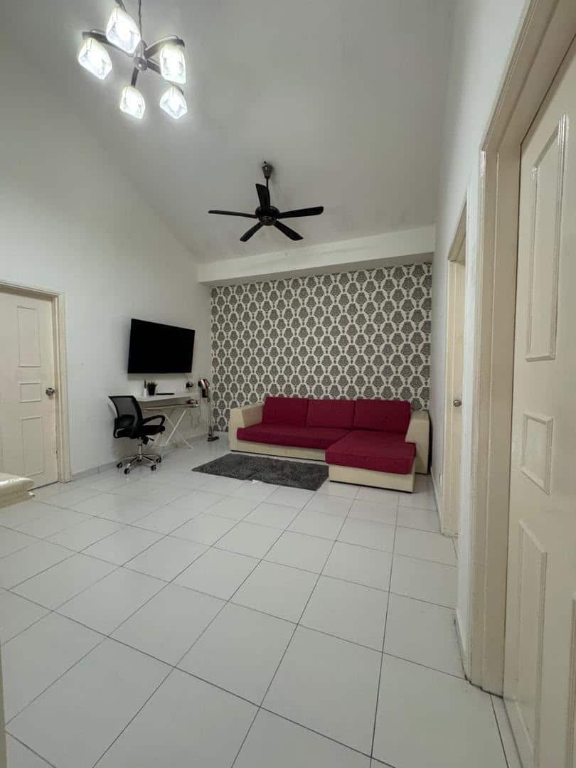 House Larkin 3