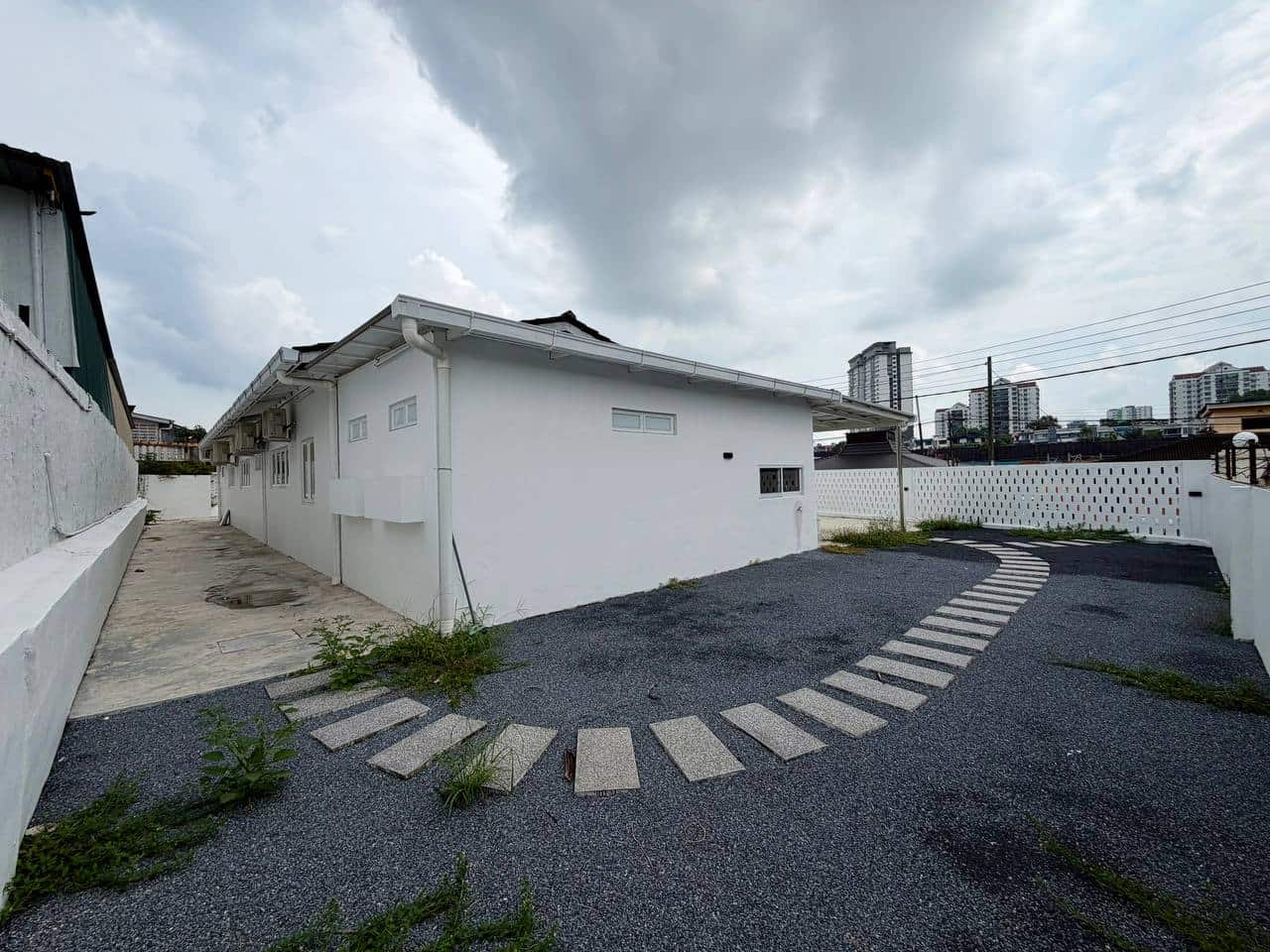 Bungalow single storey Taman Abad Jalan Wijaya 5