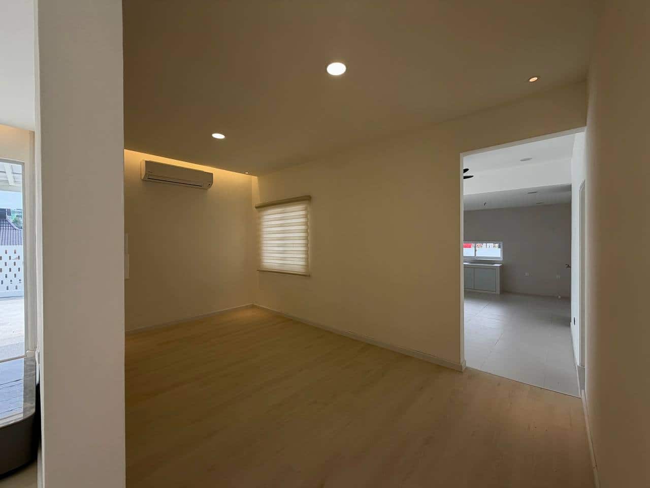 Bungalow single storey Taman Abad Jalan Wijaya 7