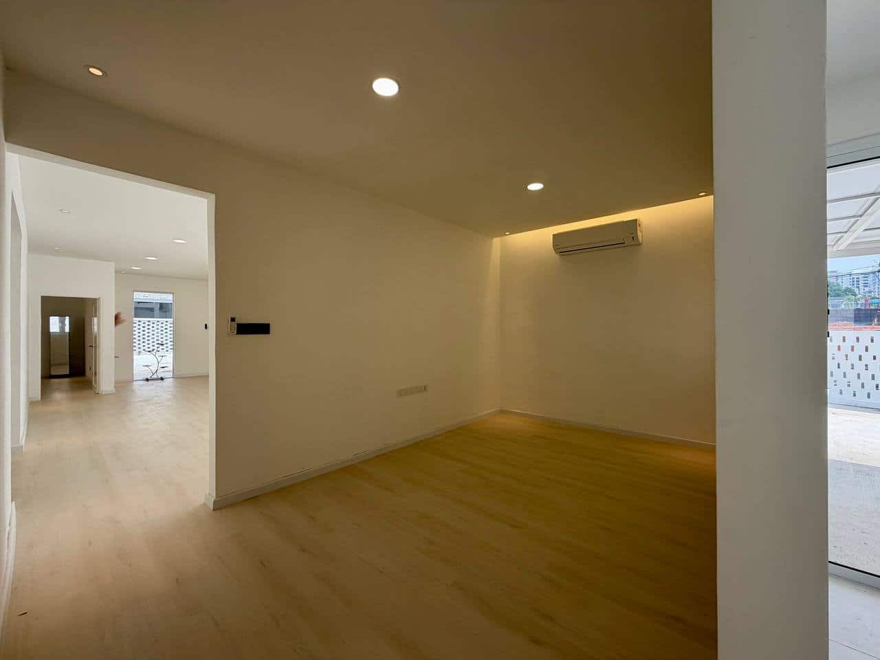 Bungalow single storey Taman Abad Jalan Wijaya 6