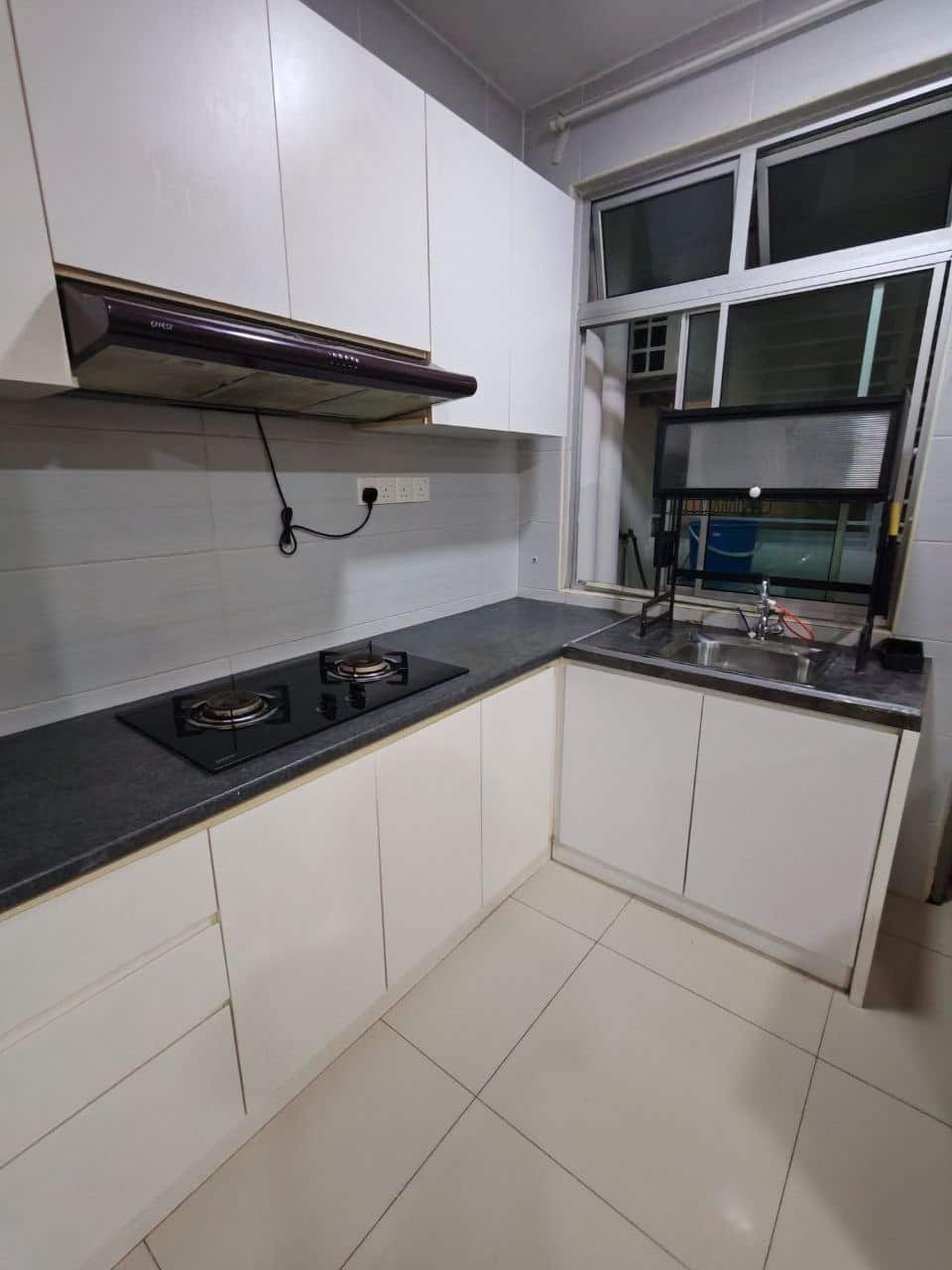 Condominium Larkin Height 5