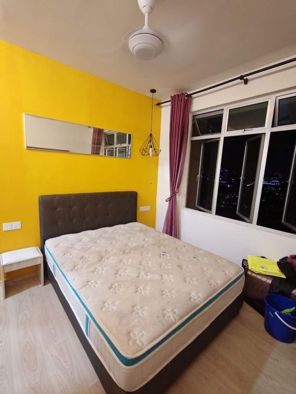 Condominium Larkin Height 7