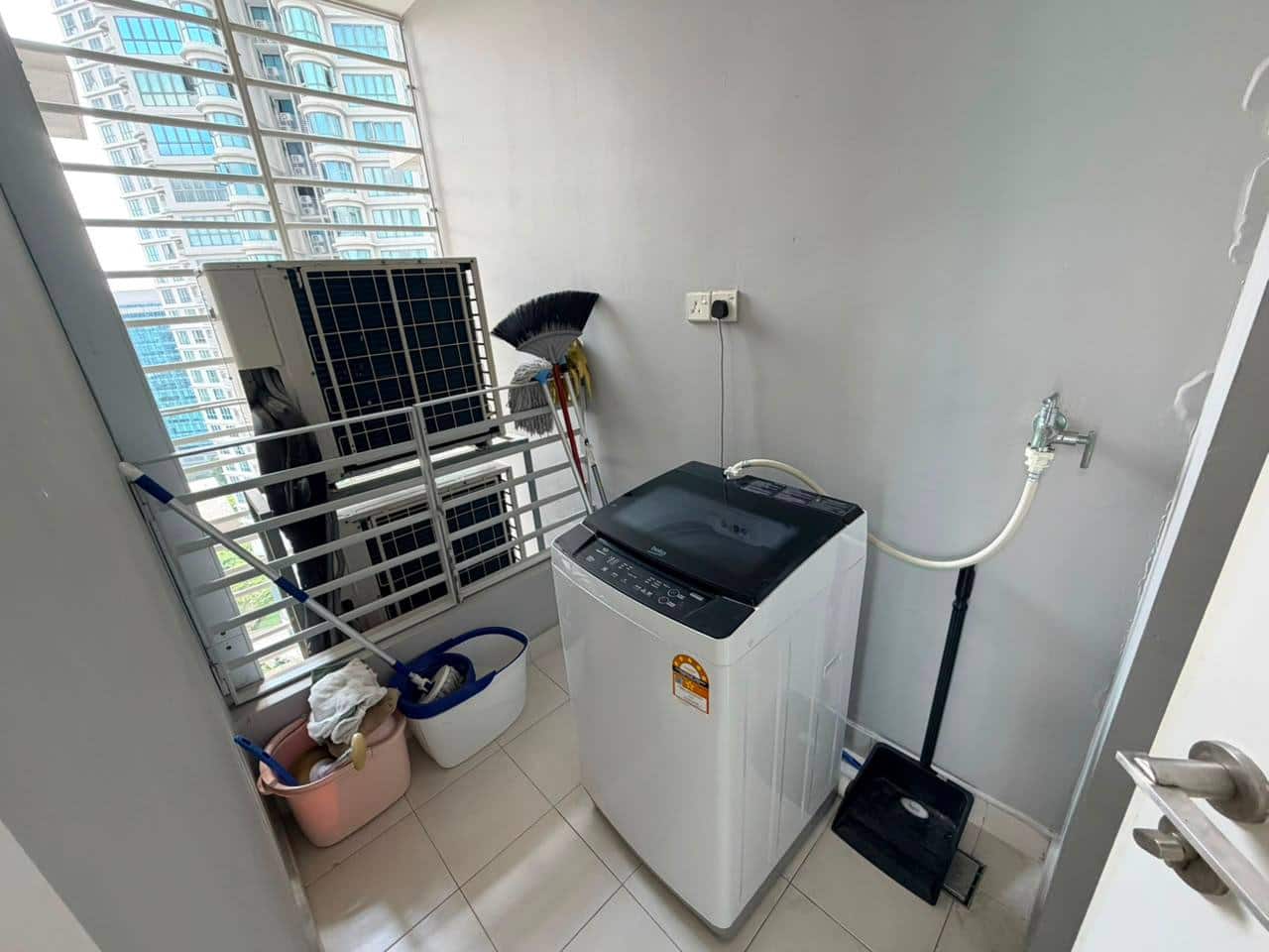 Condo Puteri Harbour 10