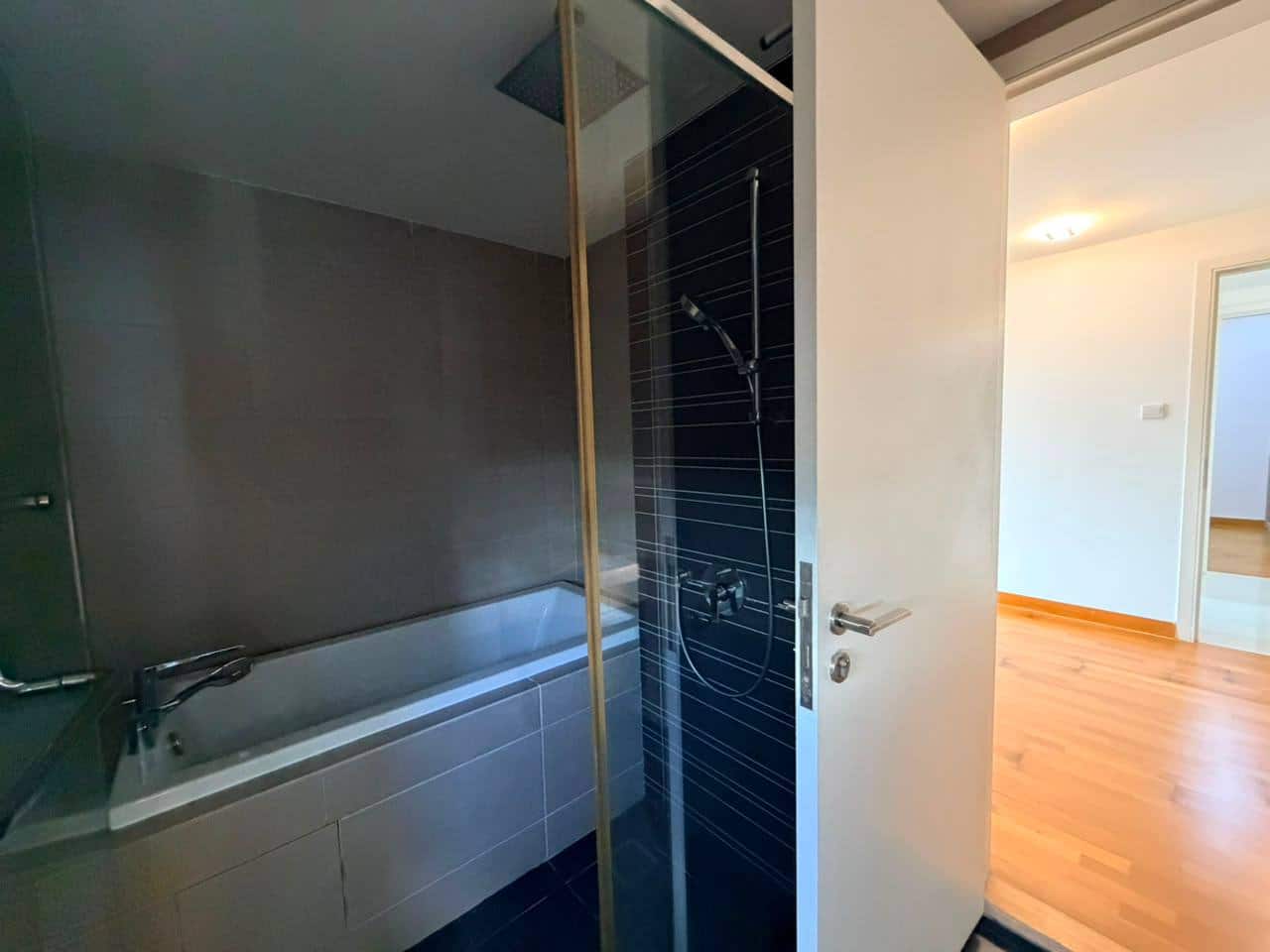 Condo Puteri Harbour 9