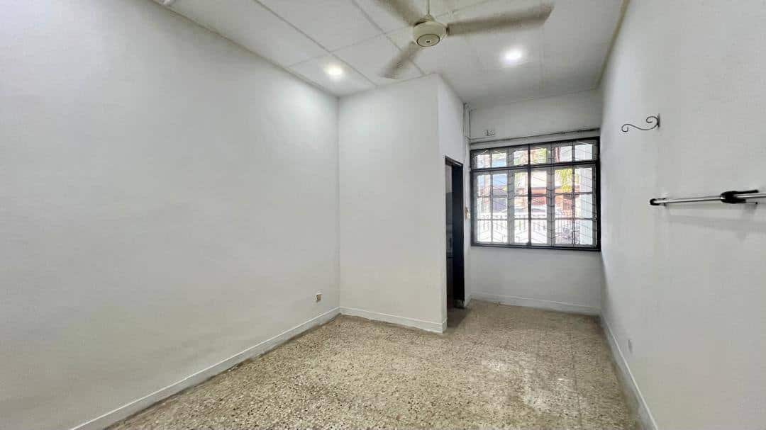 1.5 Storey Terrace House Taman Perling 10