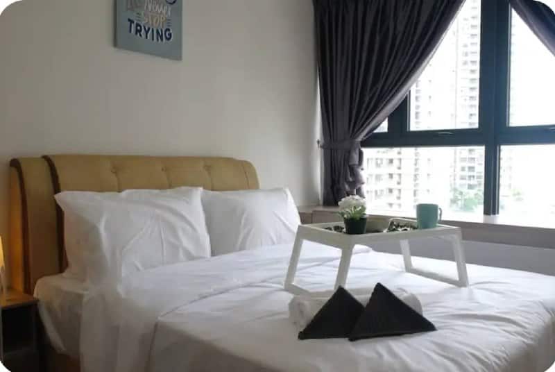 Low floor Bay Point Country Garden Danga Bay 7