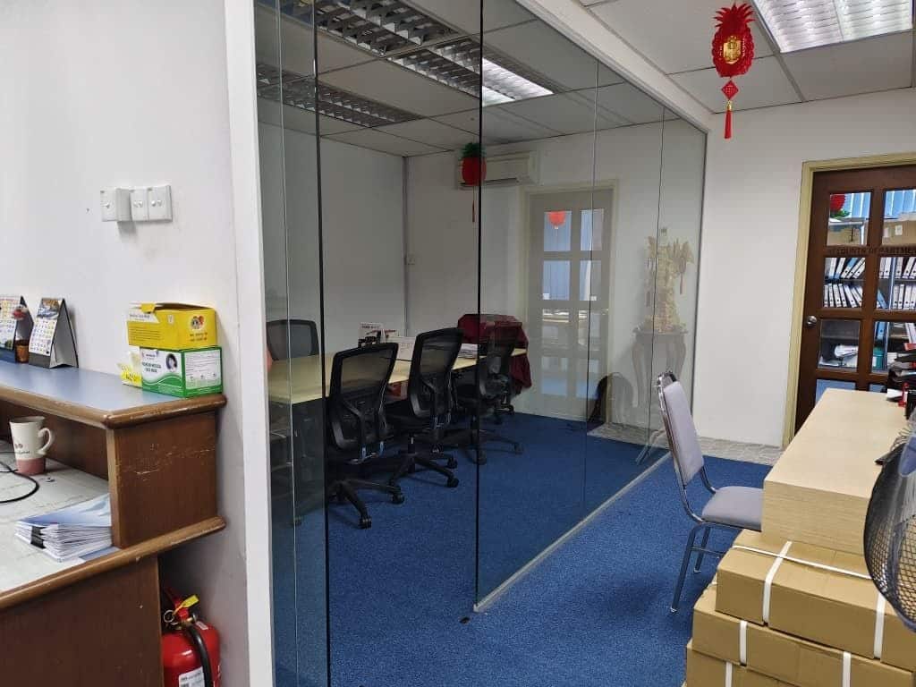 Shoplot Jalan Molek 3 Taman Molek 1