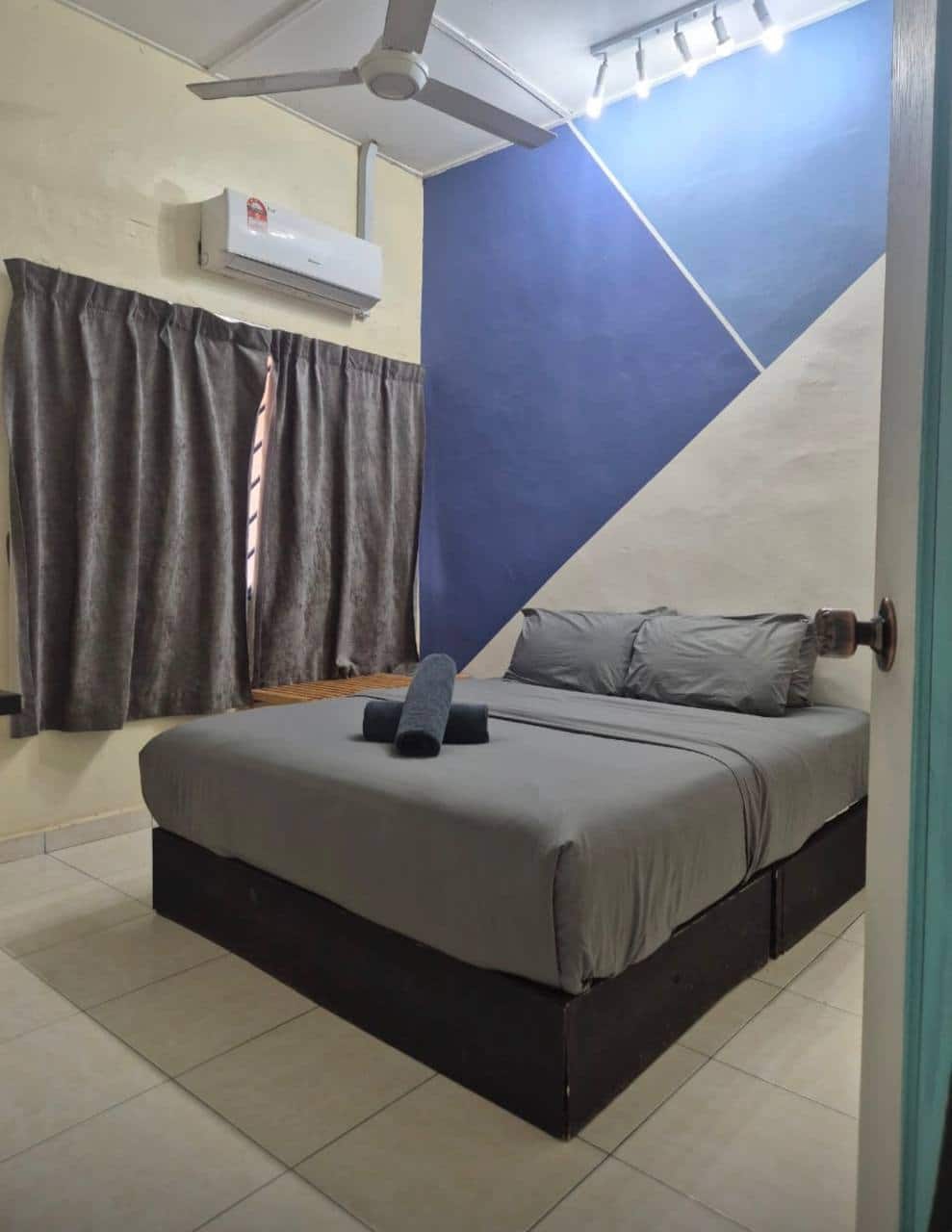 Single-Storey Terrace House Taman Universiti 4