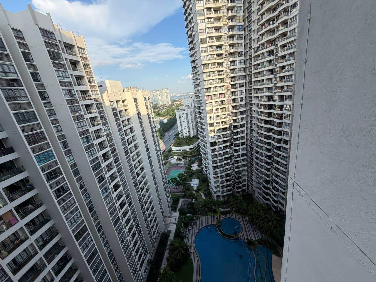 Condo Country Garden Danga Bay 1