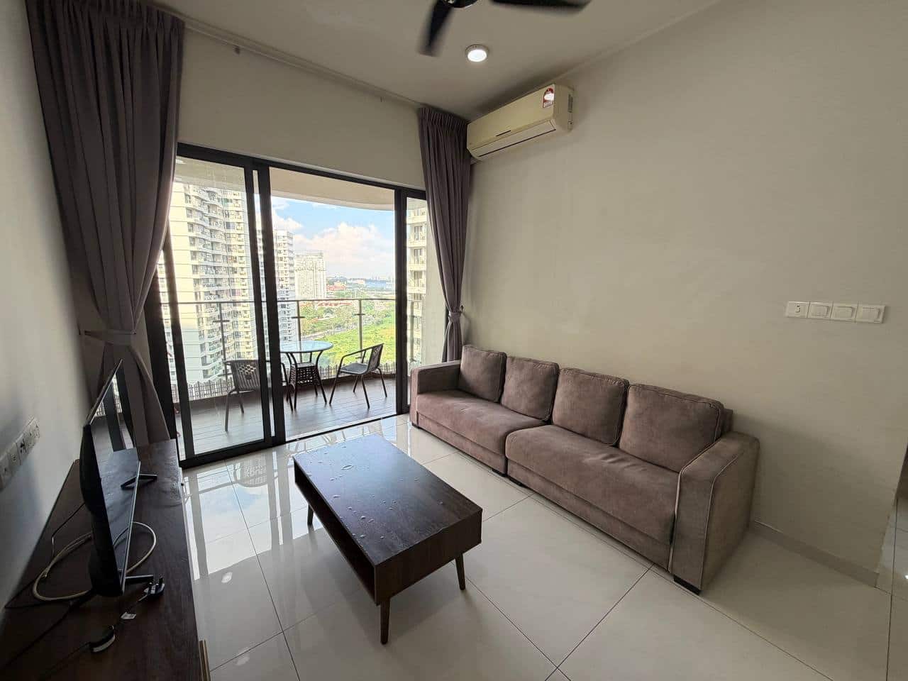 Condo Country Garden Danga Bay – Bay Laurel 14B 5