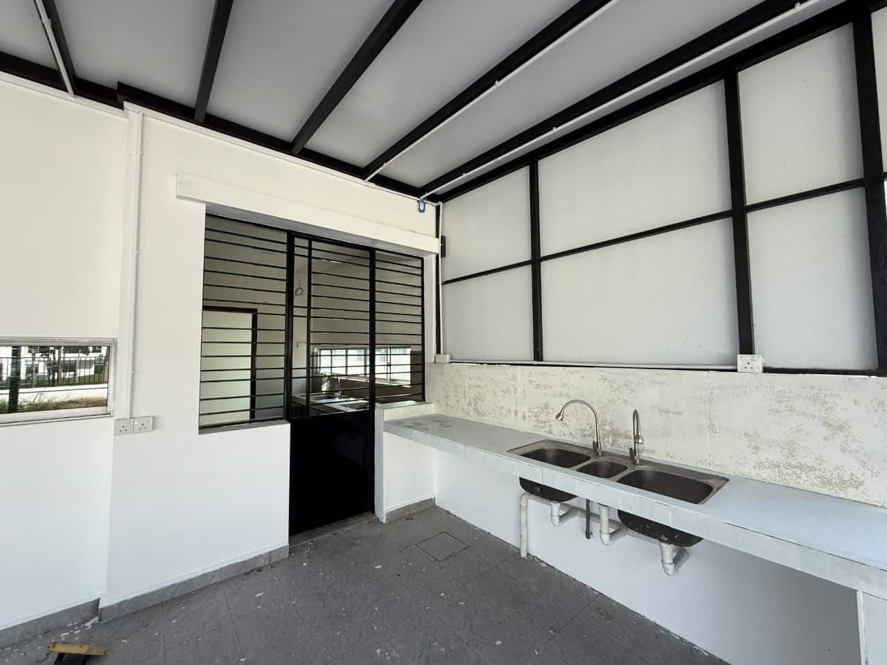Double Storey Terrace House Horizon Hills 10