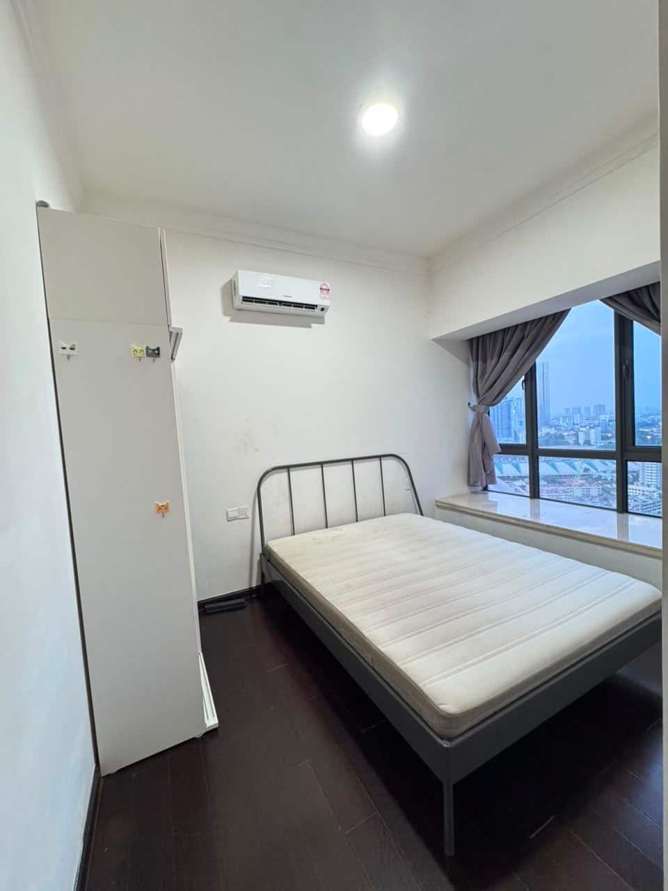 Condominium R&F Princess Cove 7