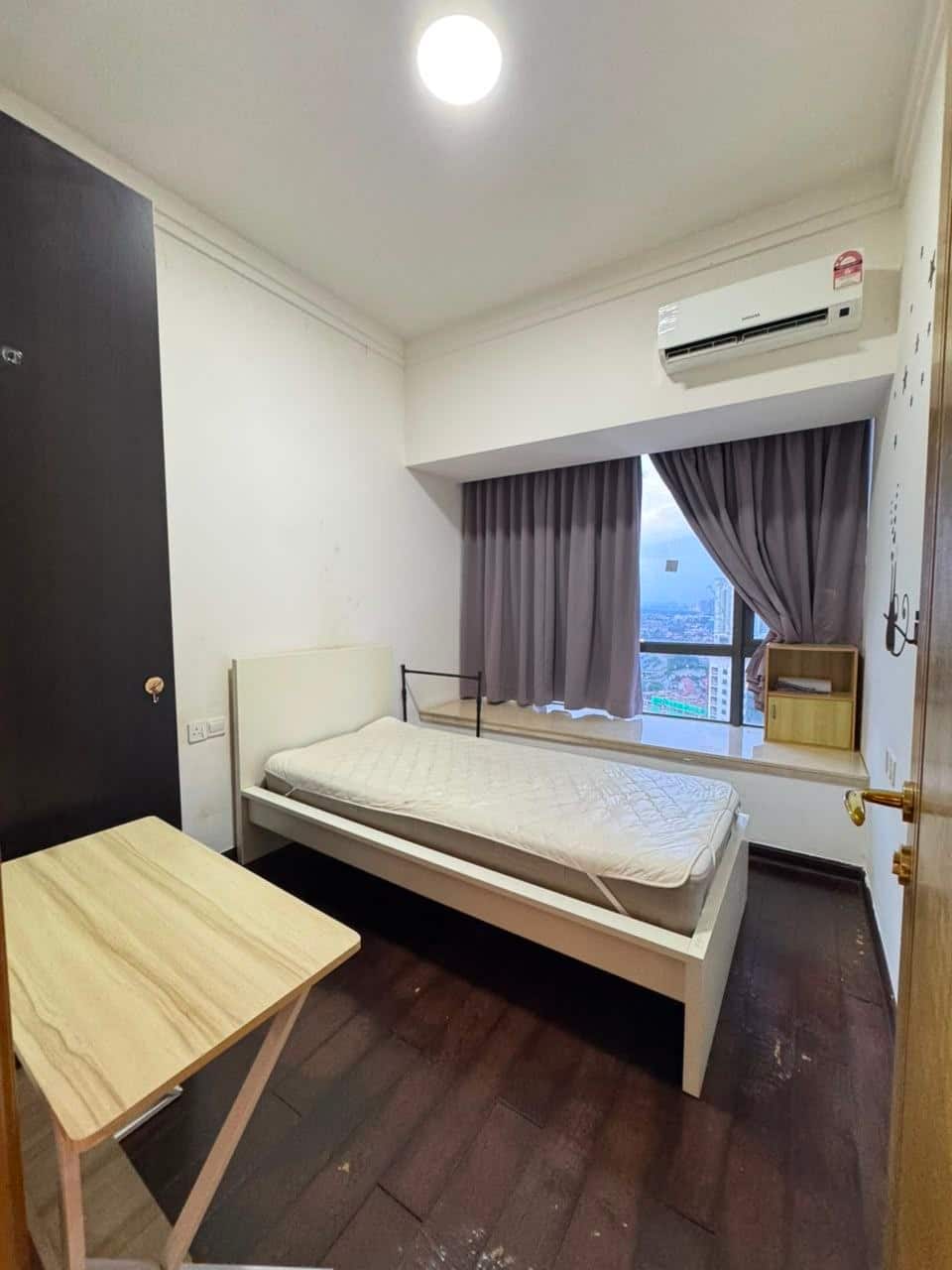 Condominium R&F Princess Cove 5