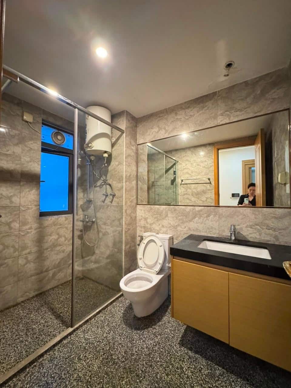 Condominium R&F Princess Cove 8