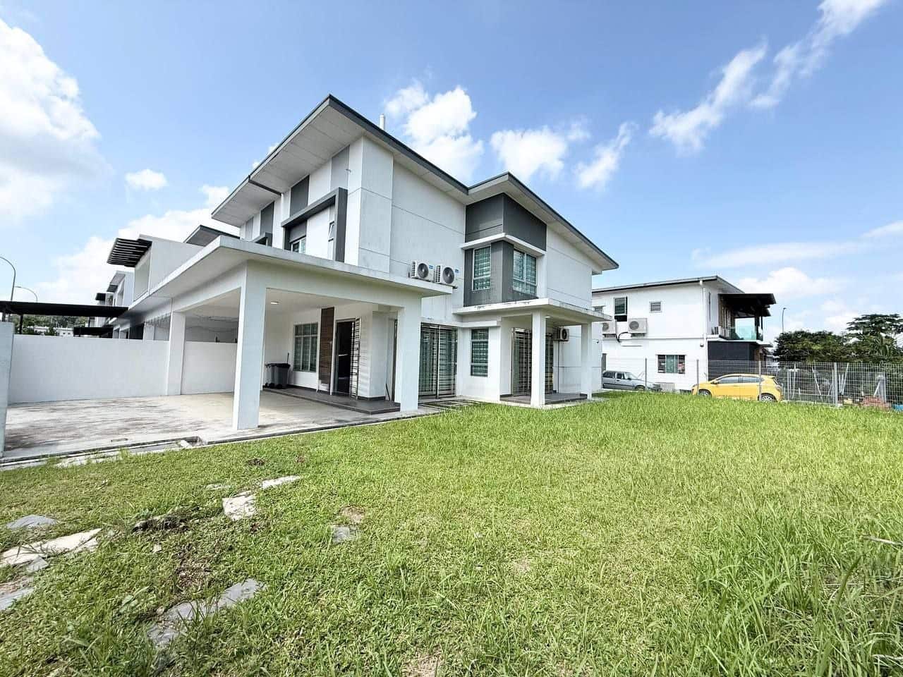 2-Storey Terrace Corner Lot Taman Teluk Tropika 1