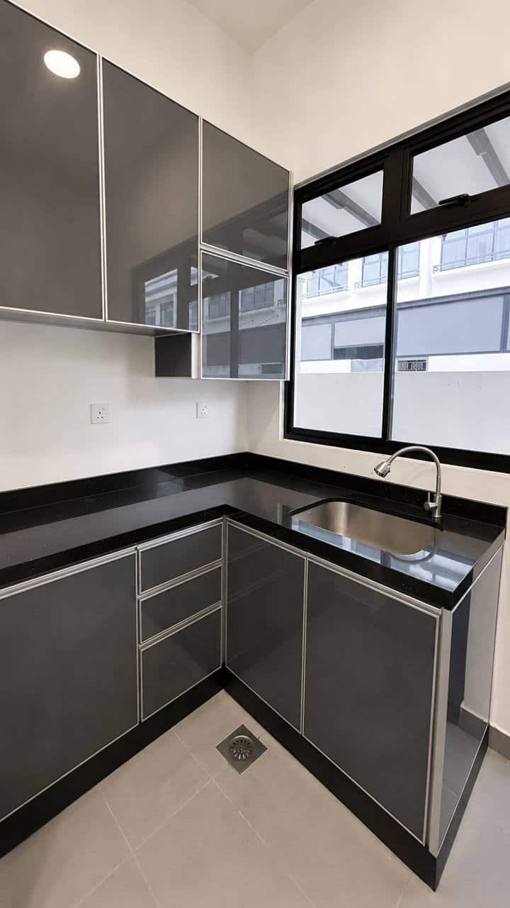 2-Storey End Lot Terrace Eco Summer 9