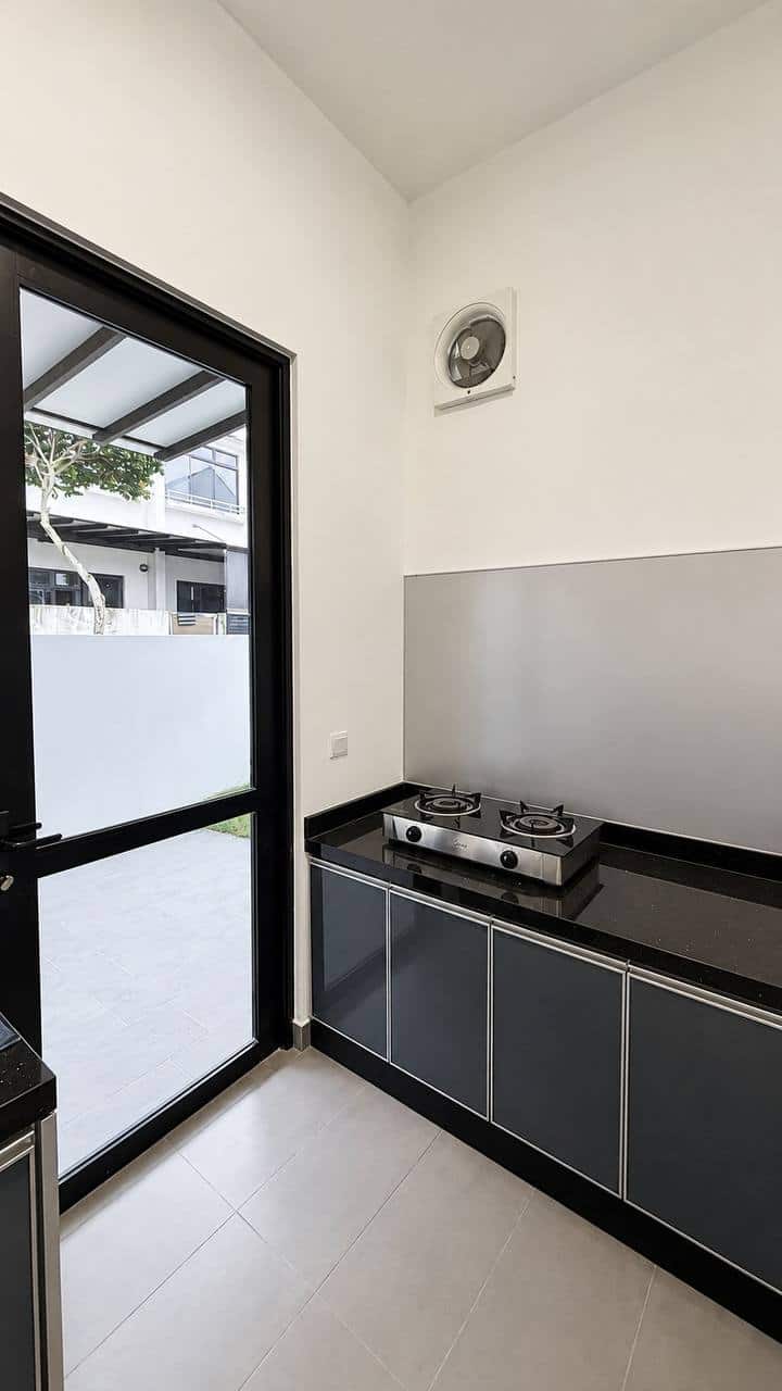 2-Storey End Lot Terrace Eco Summer 6
