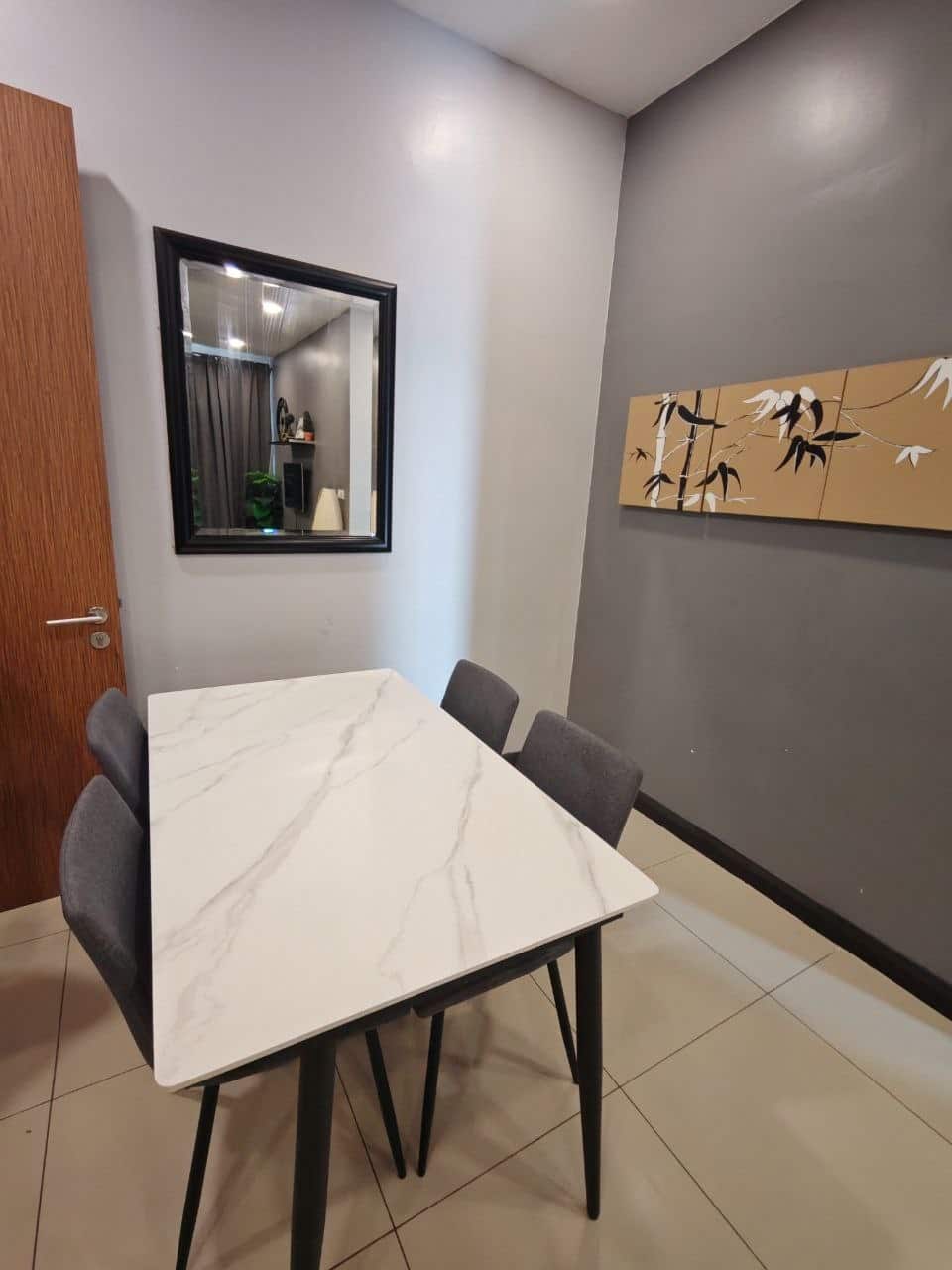Condo D'Pristine Medini 4