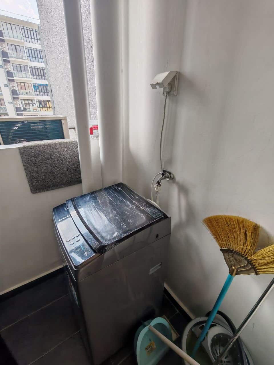 Condo D'Pristine Medini 7