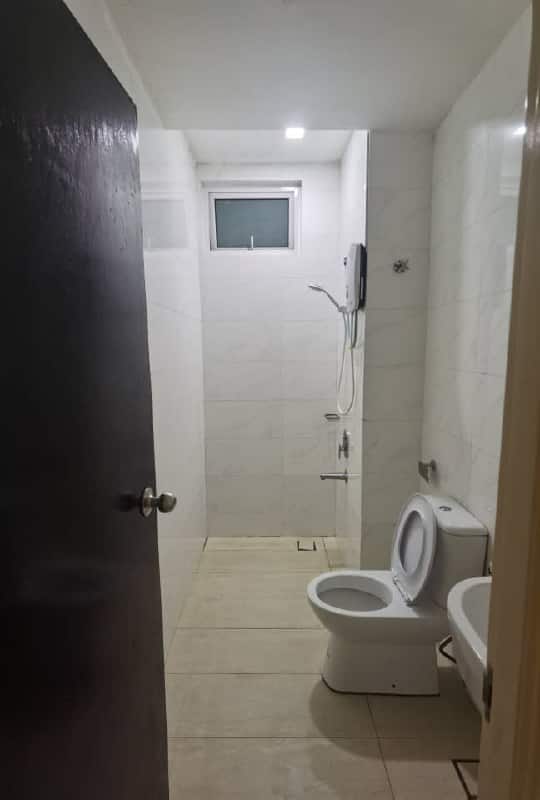 Condominium Twin Galaxy 4