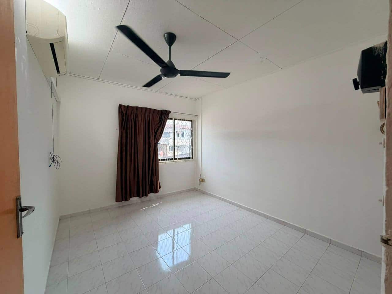 Double Storey Low Cost Jalan Makmur Damai Jaya, Tun Aminah 3