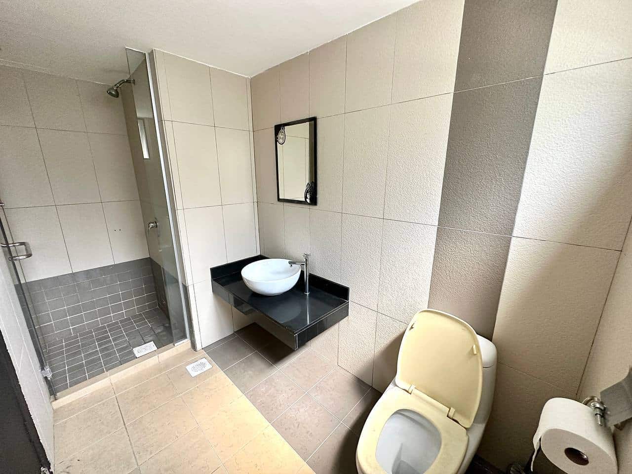Apartment Larkin Residence 9