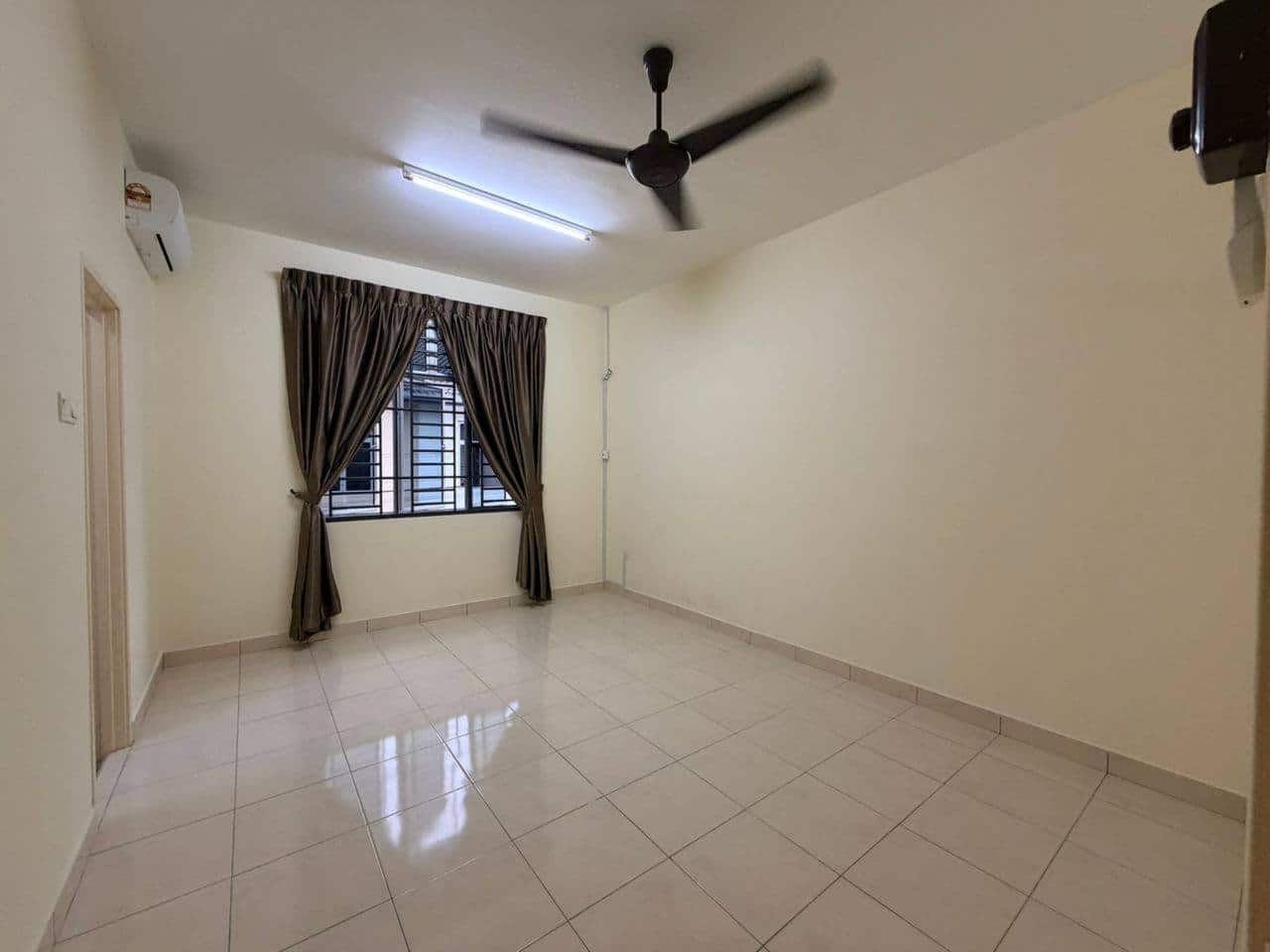 2-Storey Terrace Rini Hills 2 Mutiara Rini 7