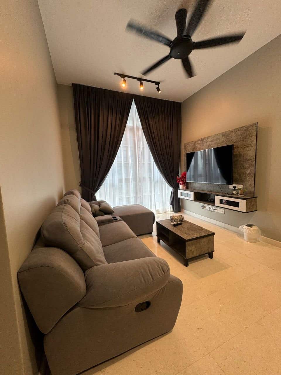 Condominium Setia Sky88 1