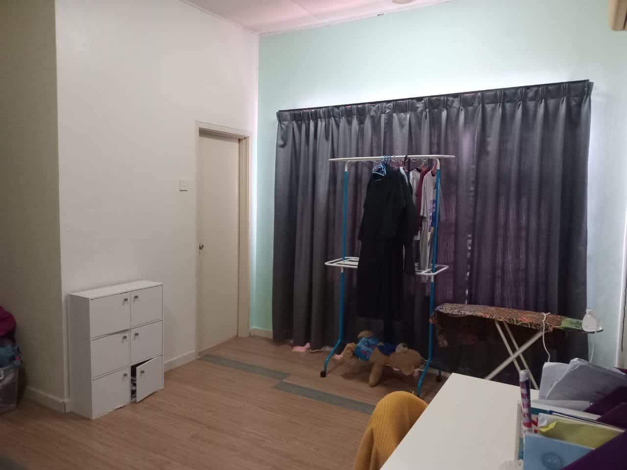 2-Storey Terrace House Taman Kempas Indah 6