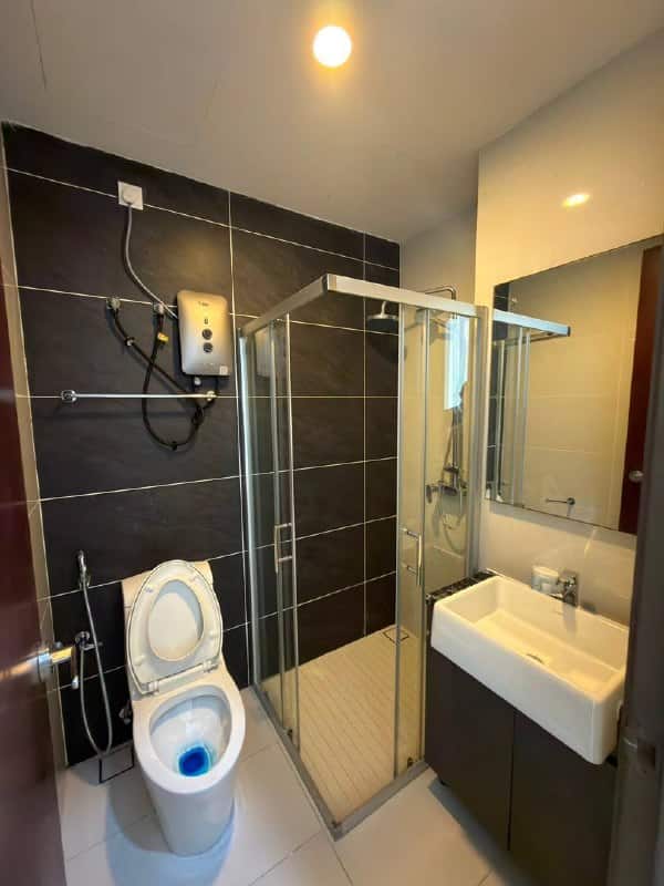 Condo Danga Bay 7