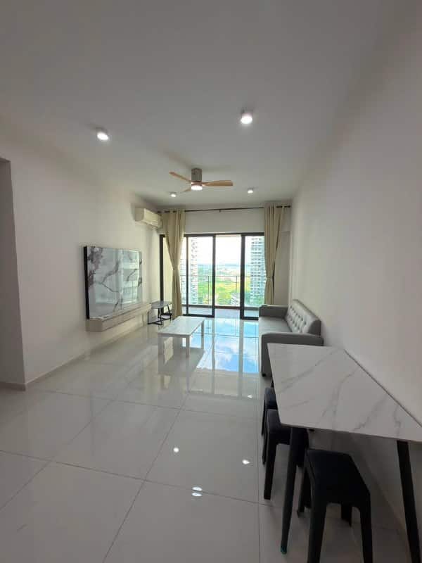 Condo Danga Bay 1