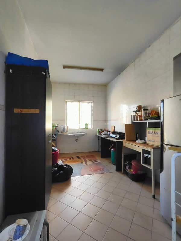 Apartment Taman Universiti 4
